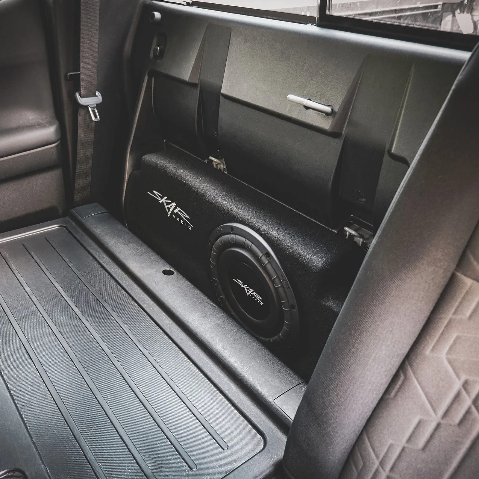 2016-2023 Toyota Tacoma Double Cab Compatible Single 10" Sealed Subwoofer Enclosure #10