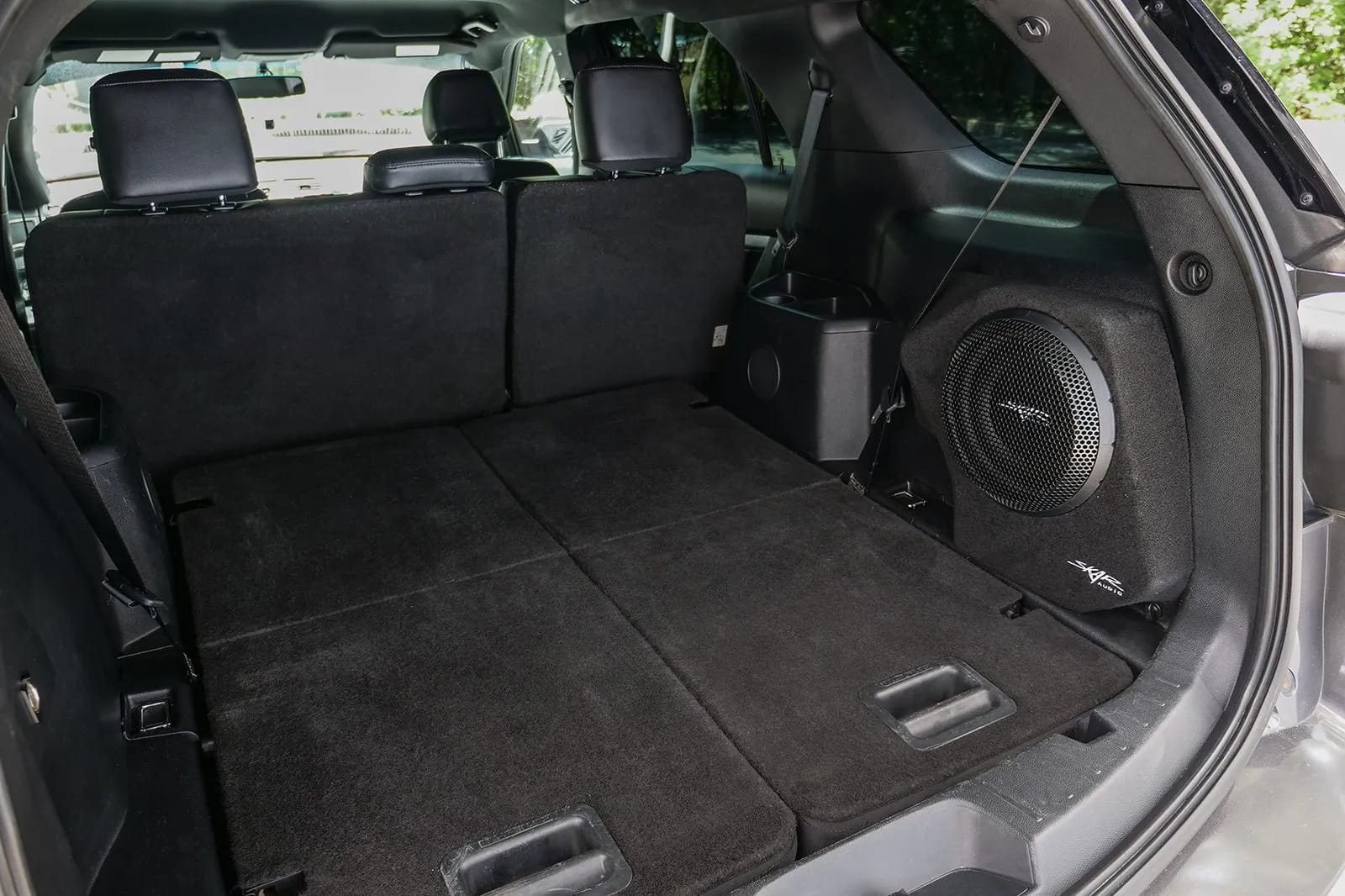 Single 10" 1000W Max Power Loaded Subwoofer Enclosure Compatible with 2011-2019 Ford Explorer Vehicles #11