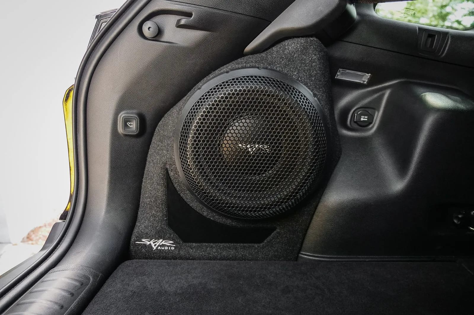 Single 10" 1,000W Max Power Loaded Subwoofer Enclosure Compatible with 2014-2023 Jeep Cherokee Vehicles #9