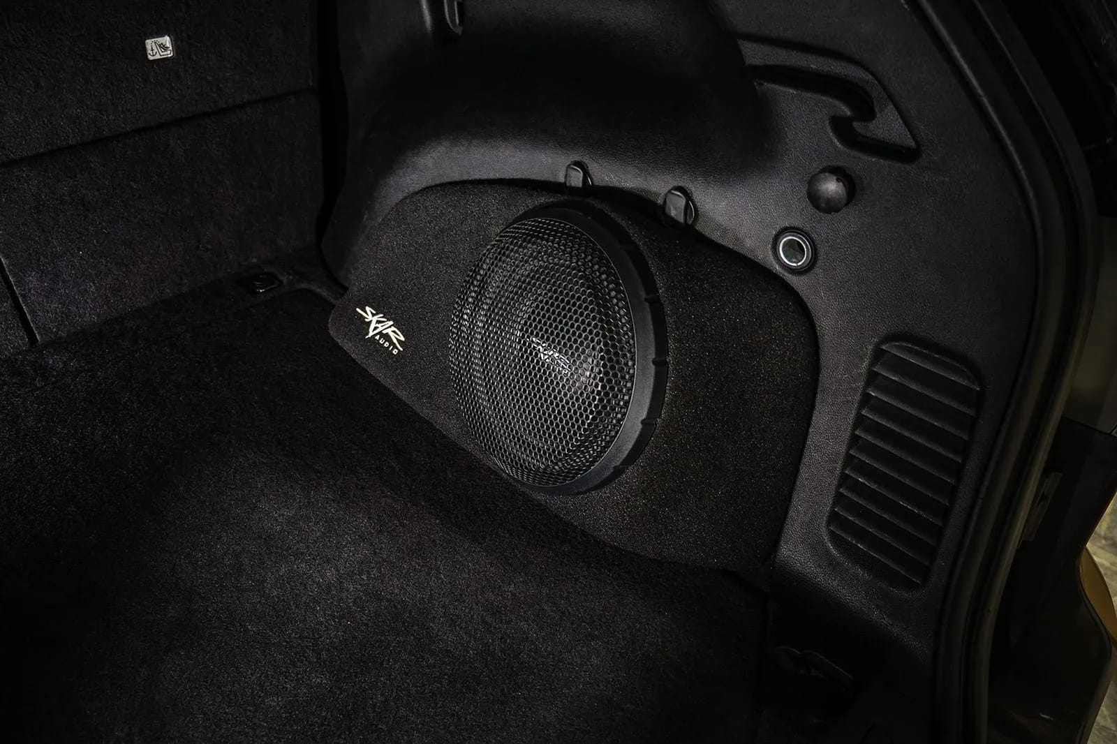 Single 10" 1,000W Max Power Loaded Subwoofer Enclosure Compatible with 2011-2021 Jeep Grand Cherokee Vehicles #9