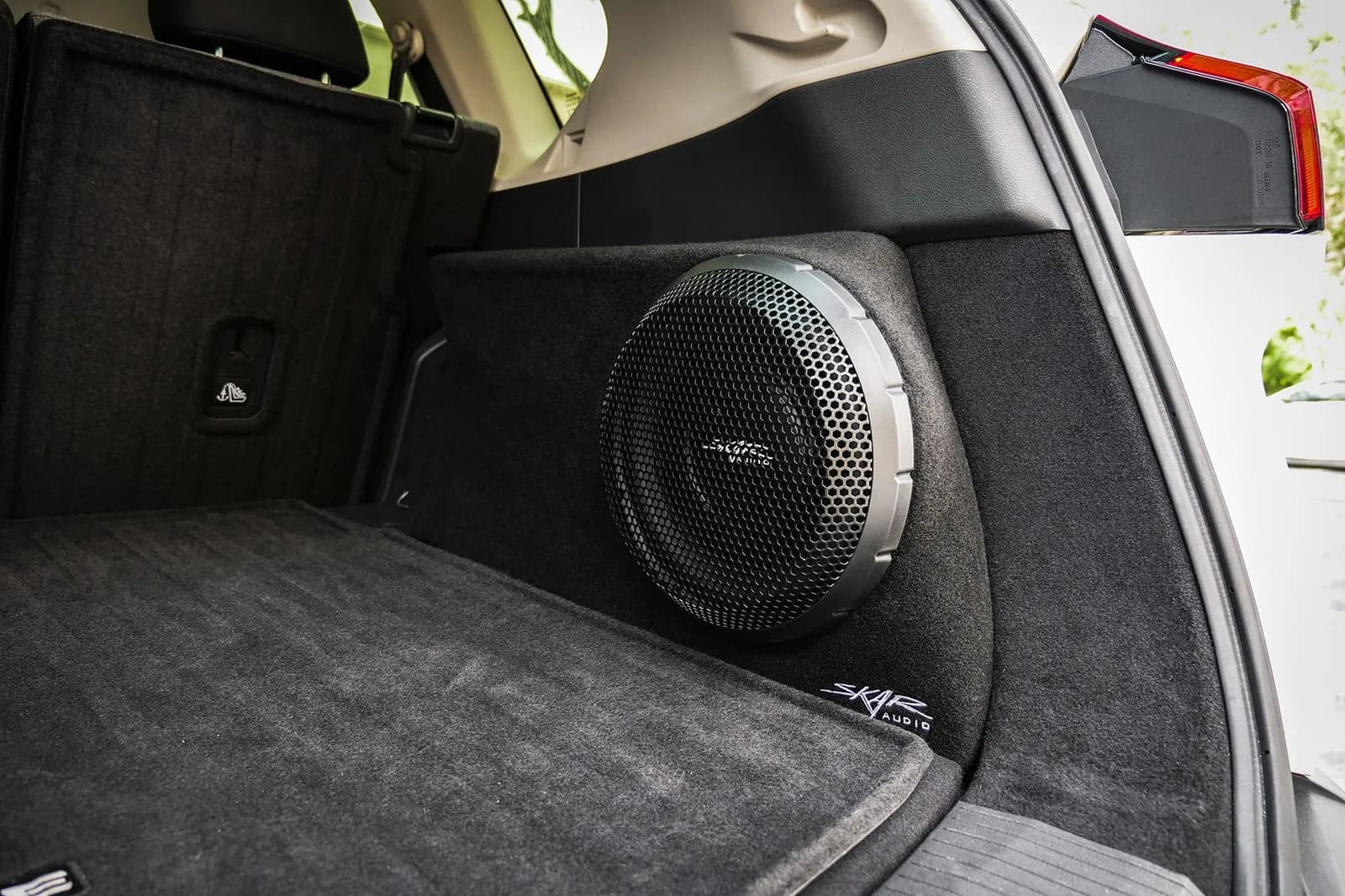 Featured Product Photo 8 for Single 10" 1,000W Max Power Loaded Subwoofer Enclosure Compatible with 2021-2025 Nissan Rogue Vehicles