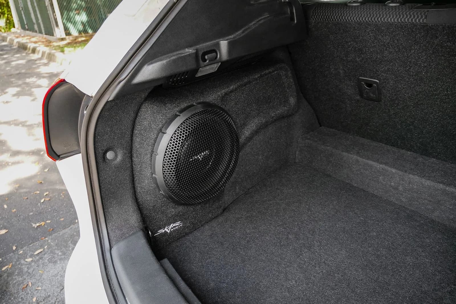 Featured Product Photo 8 for Single 10" 1,000W Max Power Loaded Subwoofer Enclosure Compatible with 2017-2022 Nissan Rogue Sport Vehicles