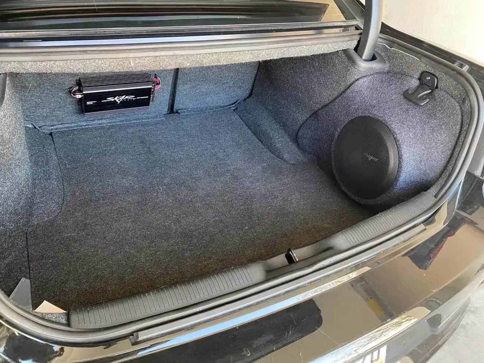 Featured Product Photo 9 for Single 10" Loaded Subwoofer Enclosure - Fits 2015-2020 Dodge Charger